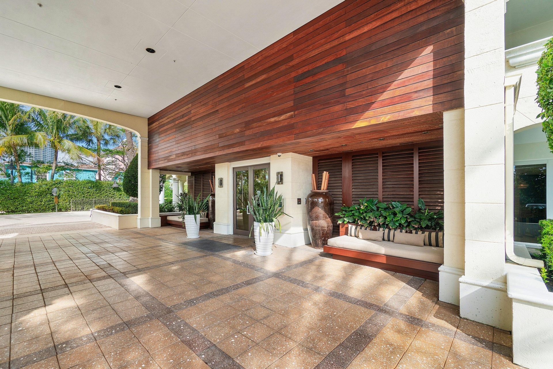 155 S Ocean Avenue, Unit 303, Palm Beach Shores, FL 33404 Photo