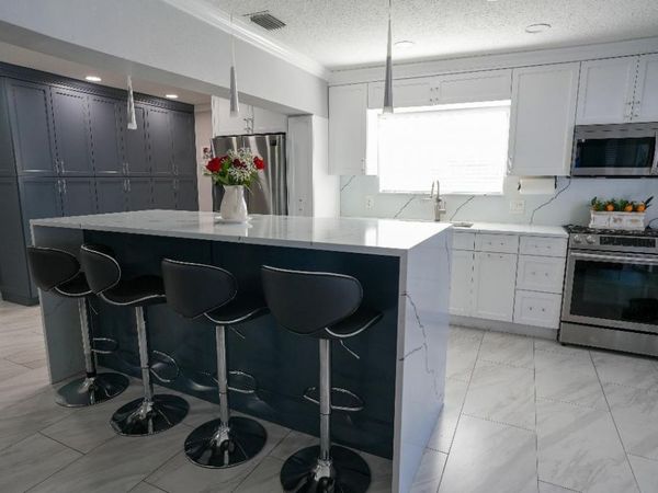 448 Alemeda Drive, Palm Springs, FL 33461