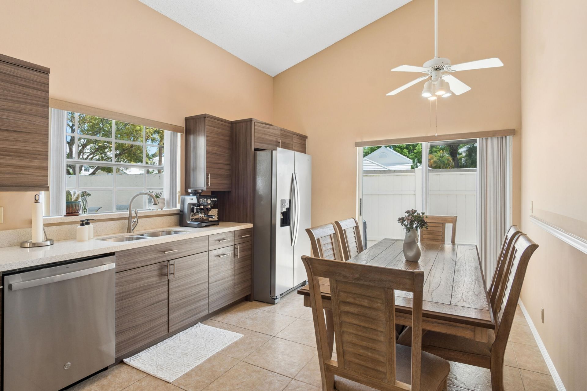 33 Selby Lane, Palm Beach Gardens, FL 33418 Photo