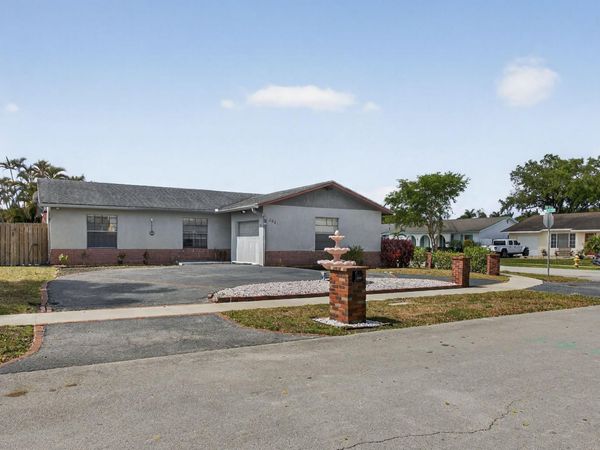 2081 NW 107th Ter, Sunrise, FL 33322