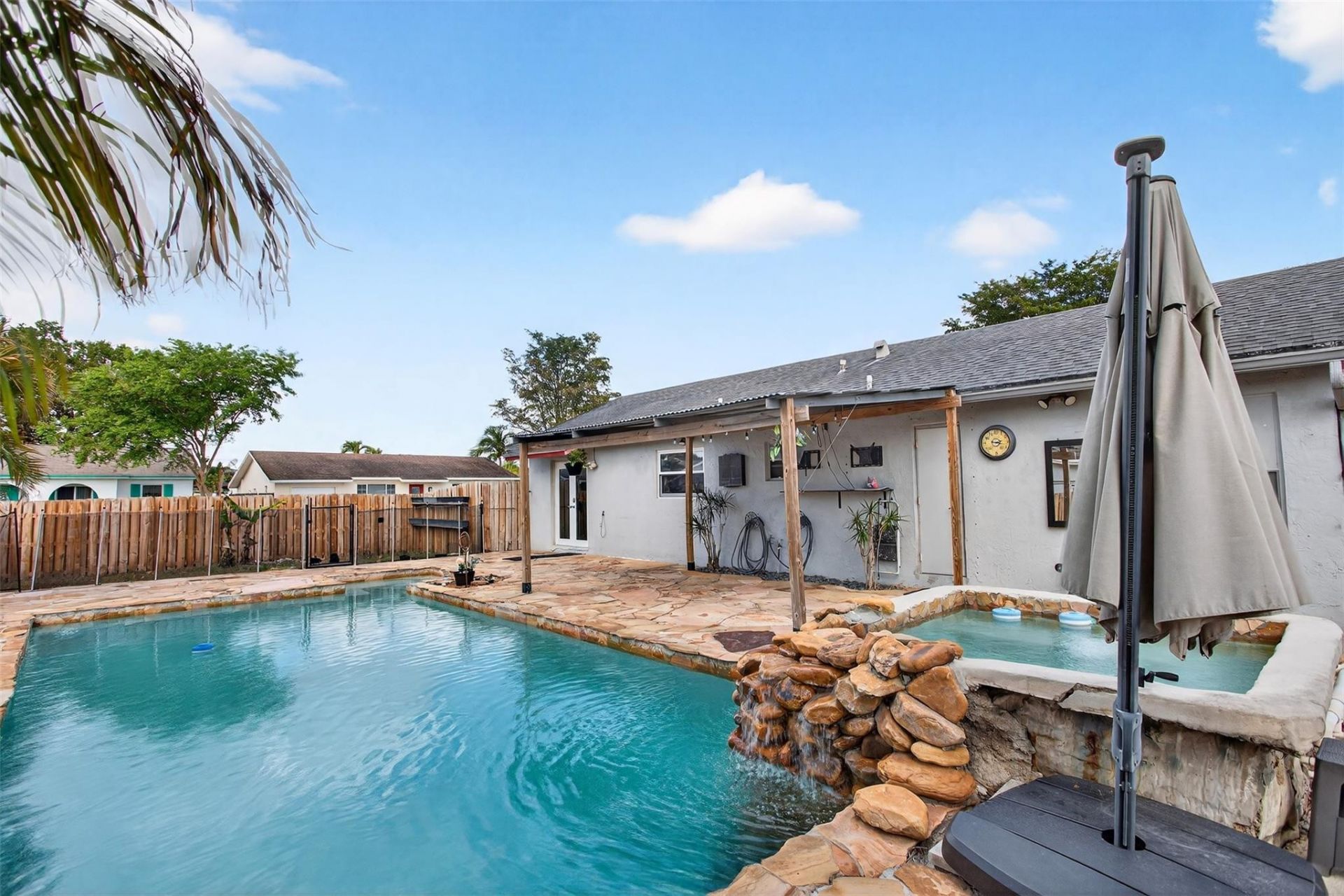 2081 NW 107th Terrace, Sunrise, FL 33322 Photo