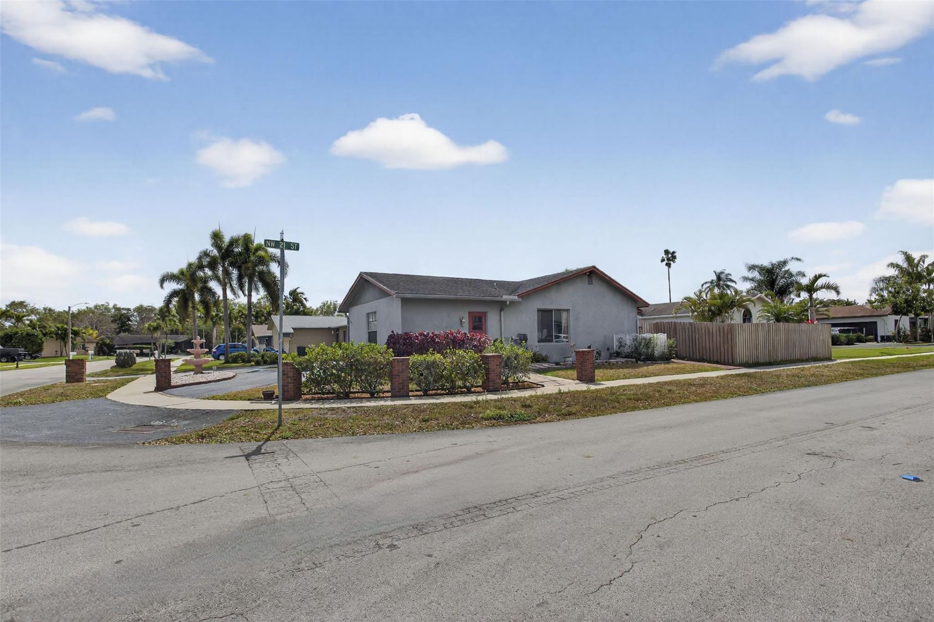 2081 NW 107th Terrace, Sunrise, FL 33322 Photo