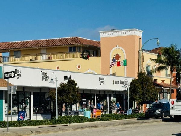 213 Commercial Blvd, Unit A, Lauderdale By The Sea, FL 33308