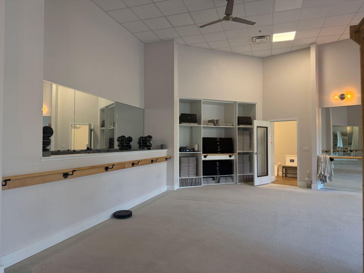 211 River Landing Drive Photo 10