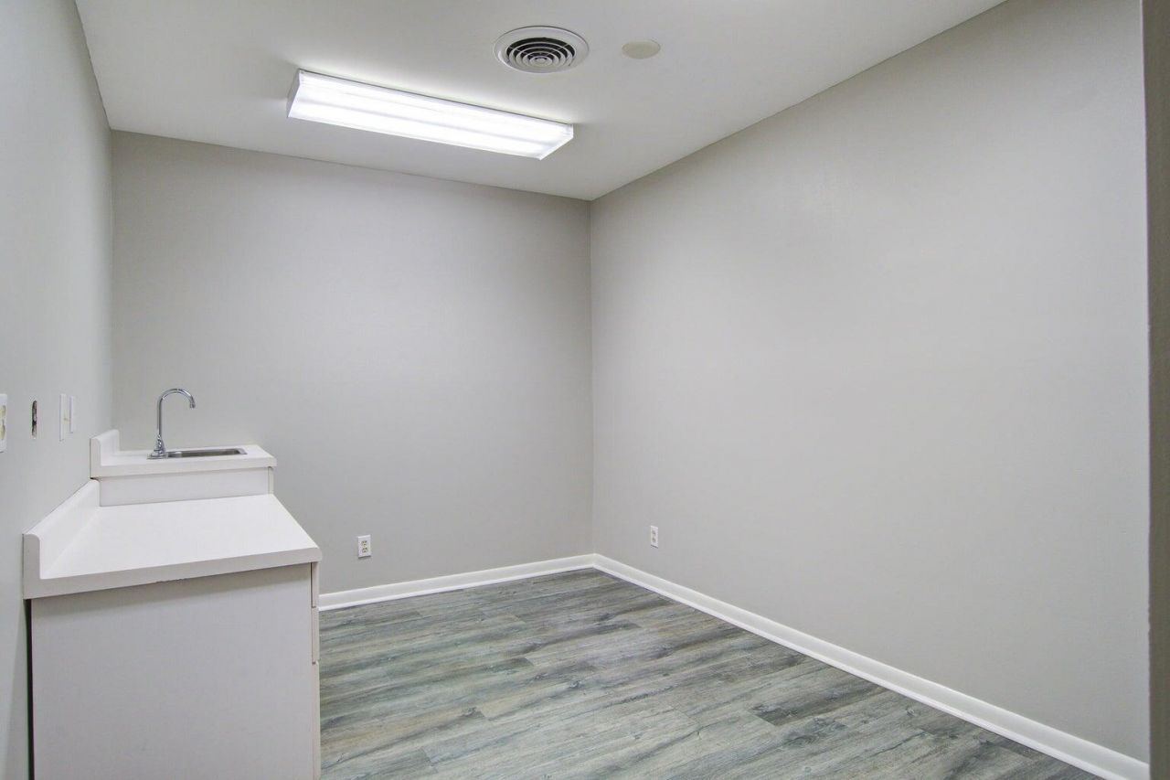 137 Cedar Drive  Photo 14