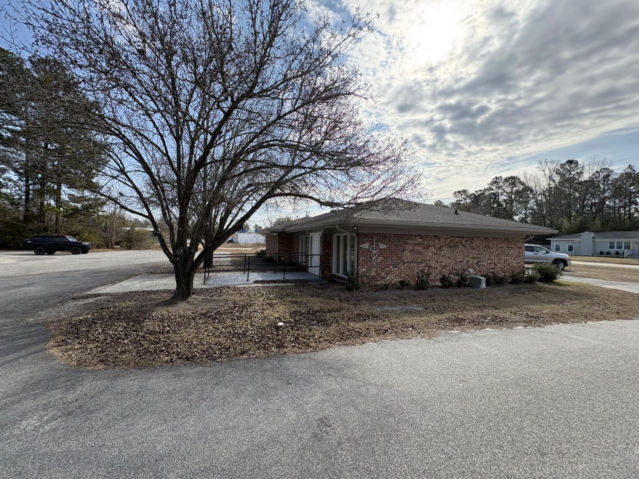 137 Cedar Drive  Photo 16