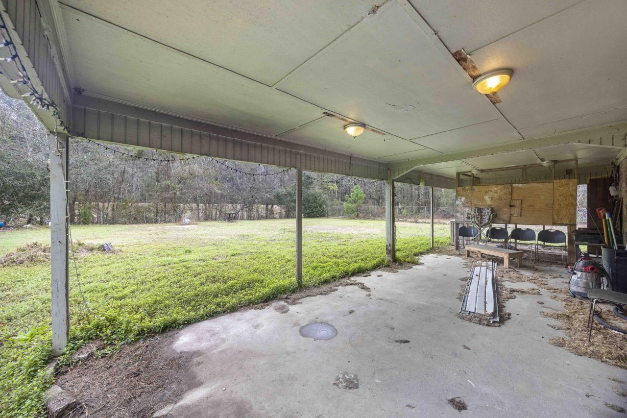 601 Levee Drive Photo 22