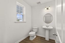 449 Cadbury Loop photo 4