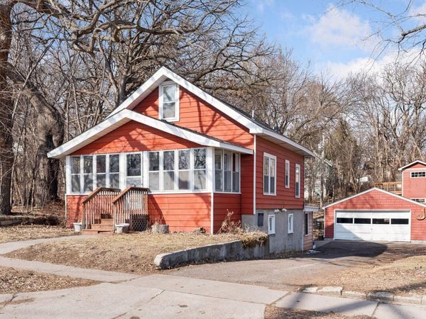 949 Benhill Road, Saint Paul, MN 55105