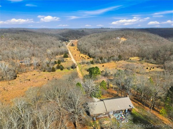 6611 N Starr Ridge Road , Proctor, OK 74457