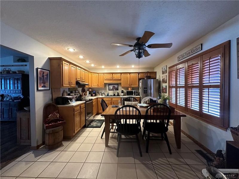 918 Stratford Drive, Greenville, OH 45331 Photo 10