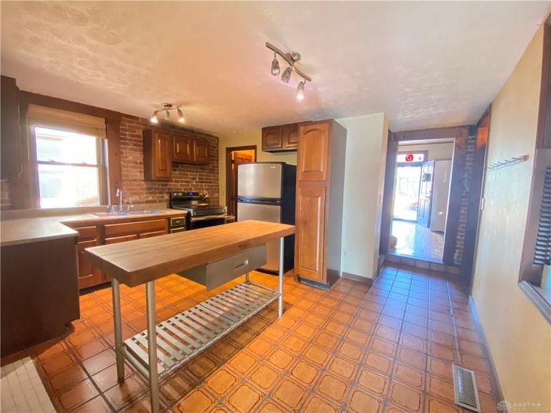 17 Tecumseh Street, Dayton, OH 45402 Photo 7