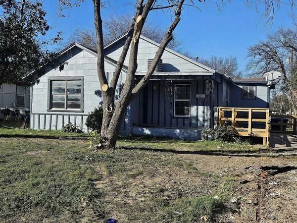 5720 Houghton Avenue , Fort Worth, TX 76107