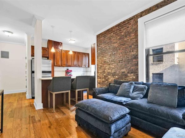 21-78 35th Street, Unit 4B, Astoria, NY 11103