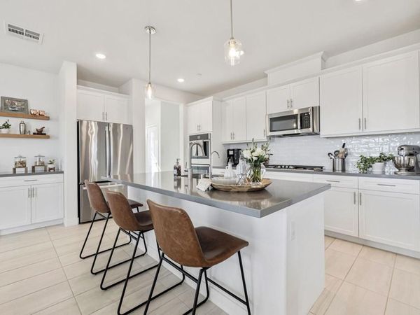 41462 Harvey Mudd Drive, Palm Desert, CA 92211