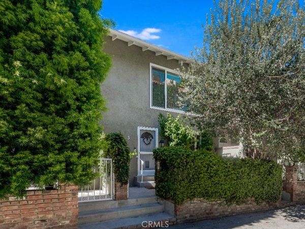 14238 Dickens Street, Unit 3, Sherman Oaks, CA 91423