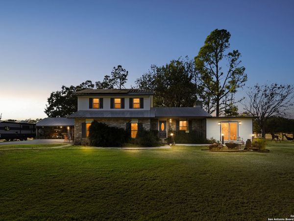 28515 Saxet, Boerne, TX 78006