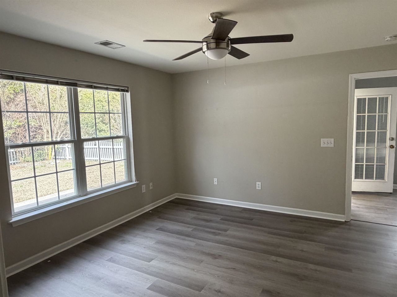 900 Silvercrest Dr.  Photo 10