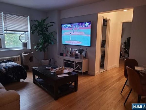 2215 Central Road 5A, FORT LEE, NJ 07024