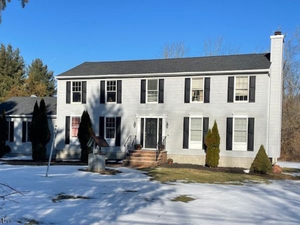 112 Kennedy Rd, Green, NJ 07821