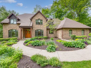 129 Tanglewood Drive, West Liberty, OH 43357