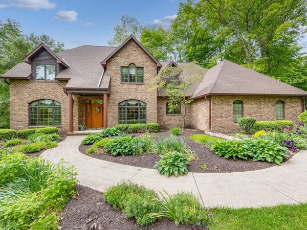 129 Tanglewood Drive, West Liberty, OH 43357