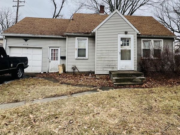 419 W Jolly Road, Lansing, MI 48910