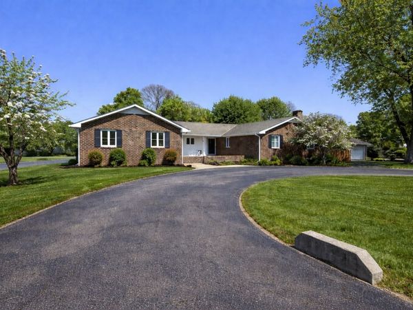 1454 Indian Pl, Murfreesboro, TN 37129