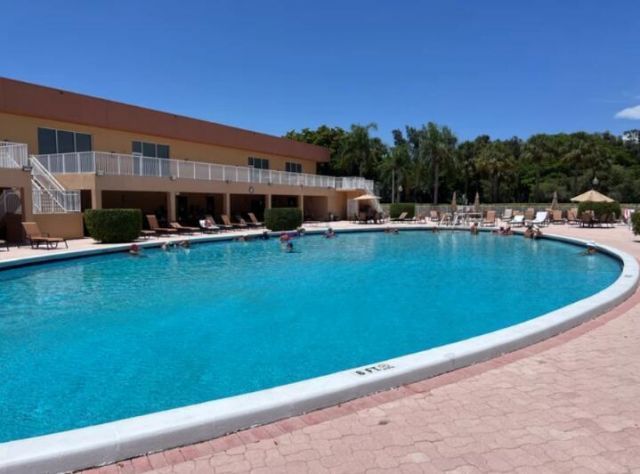 15456 Pembridge Drive, Unit 111, Delray Beach, FL 33484 Photo