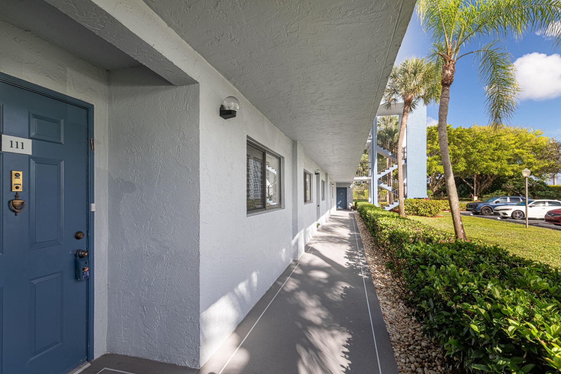 15456 Pembridge Drive, Unit 111, Delray Beach, FL 33484 Photo