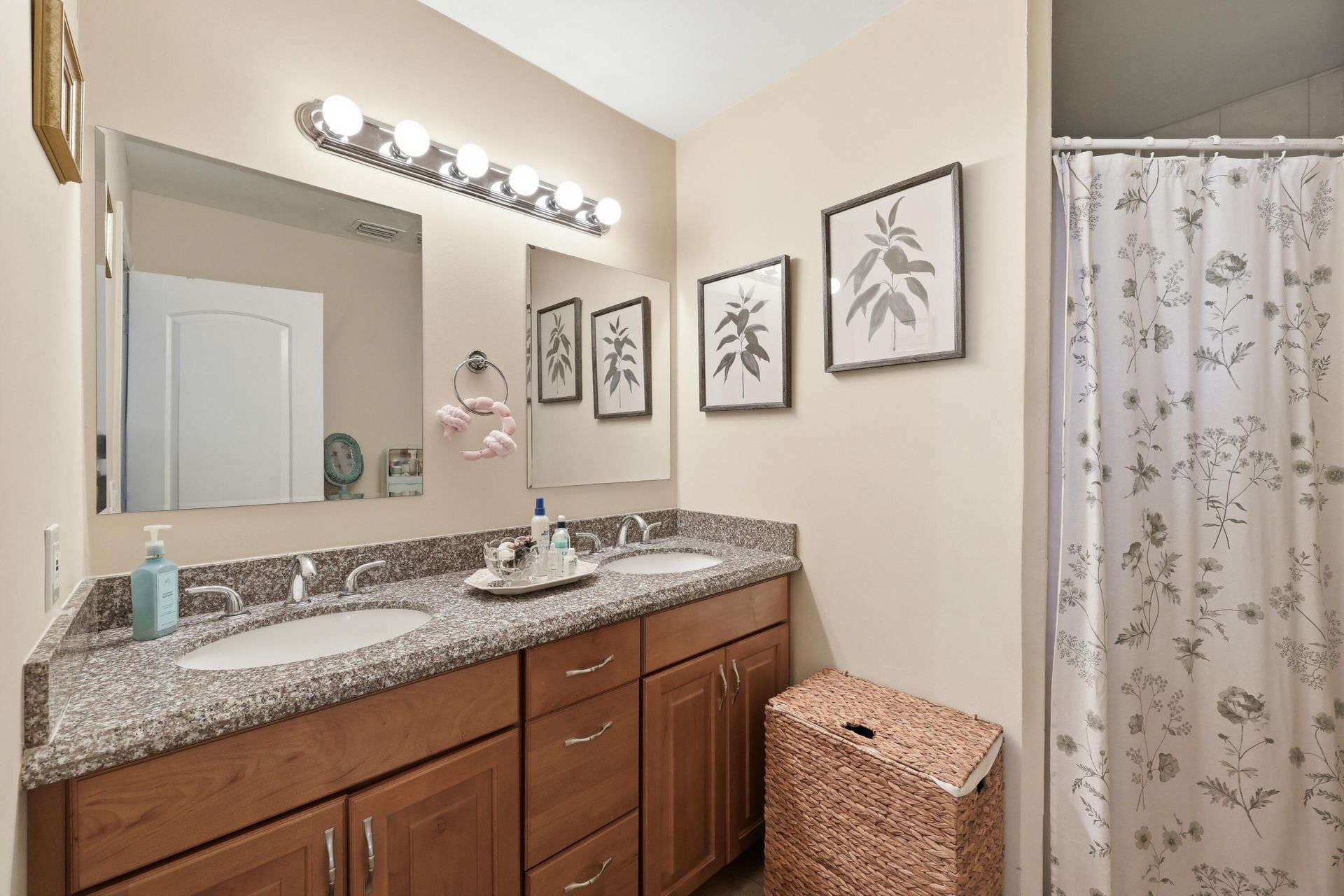 305 Circle E, Jupiter, FL 33458 Photo