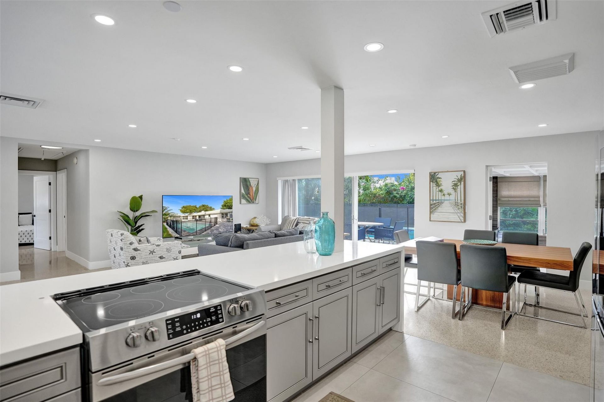 260 Allenwood Drive, Lauderdale by the Sea, FL 33308 Photo