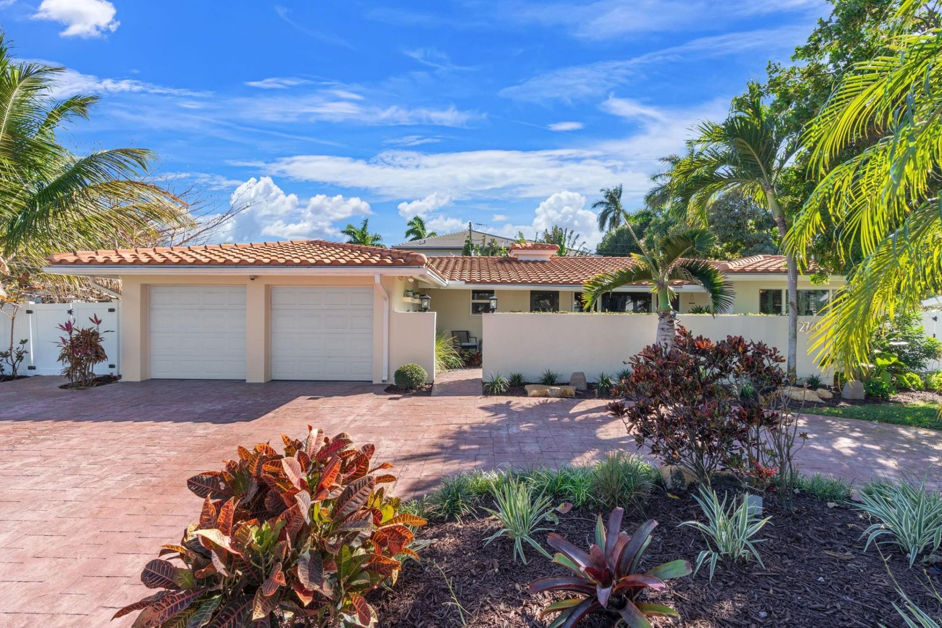 2740 NE 21st Court, Fort Lauderdale, FL 33305 Photo