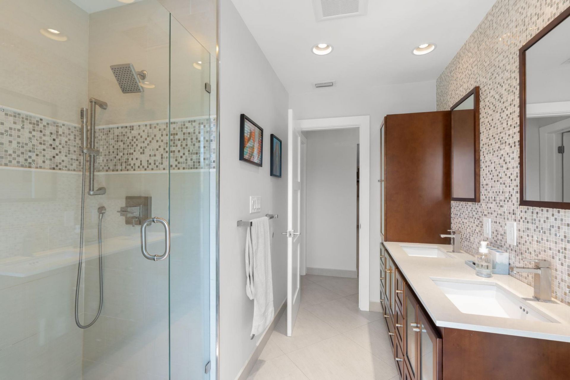 2740 NE 21st Court, Fort Lauderdale, FL 33305 Photo