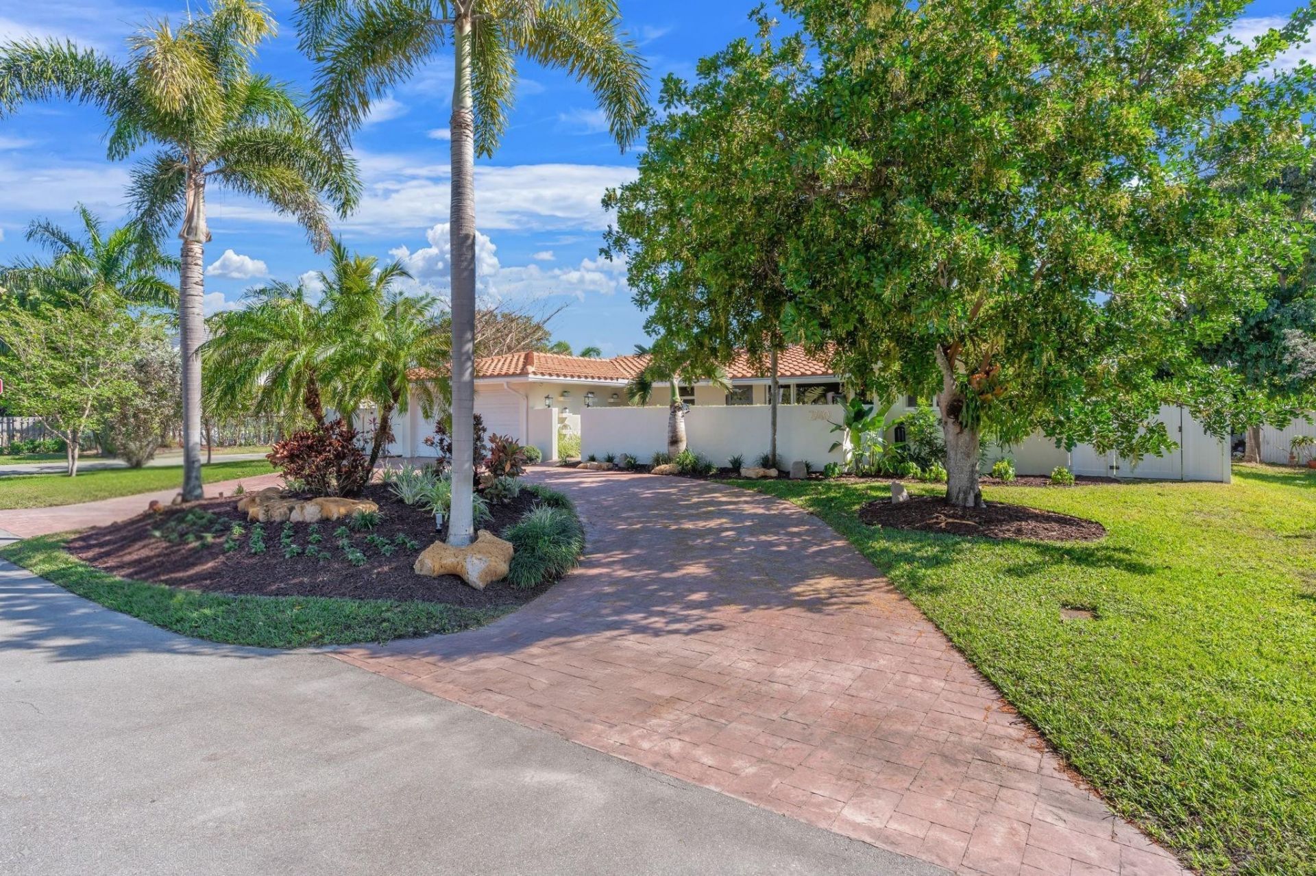 2740 NE 21st Court, Fort Lauderdale, FL 33305 Photo