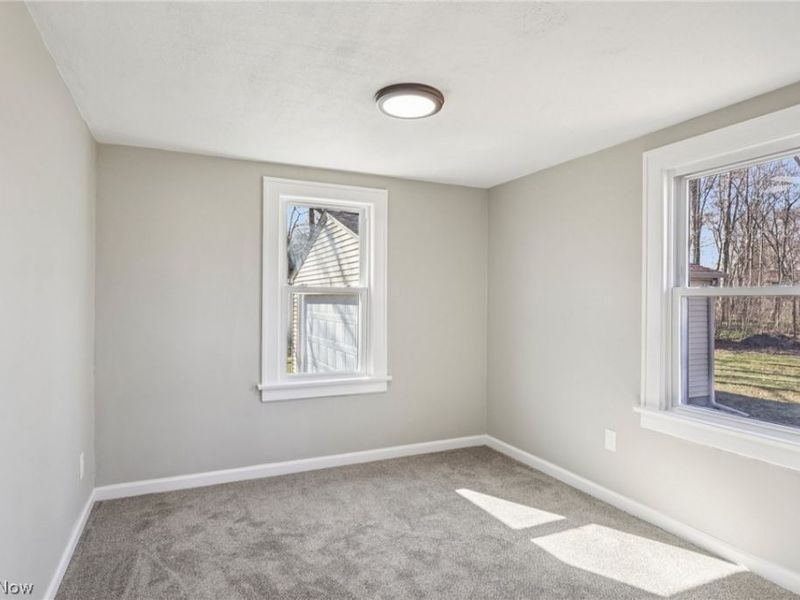 62 Jacobs Road, Hubbard, OH 44425 Photo 12