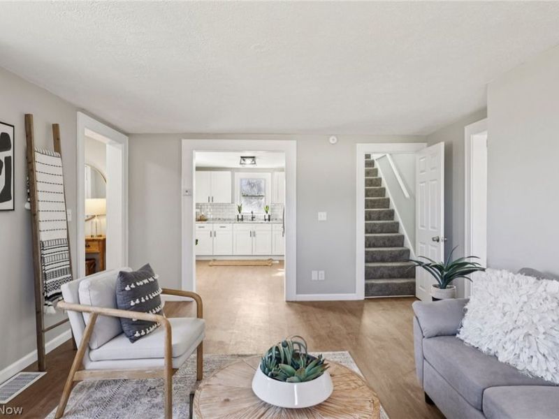 62 Jacobs Road, Hubbard, OH 44425 Photo 3