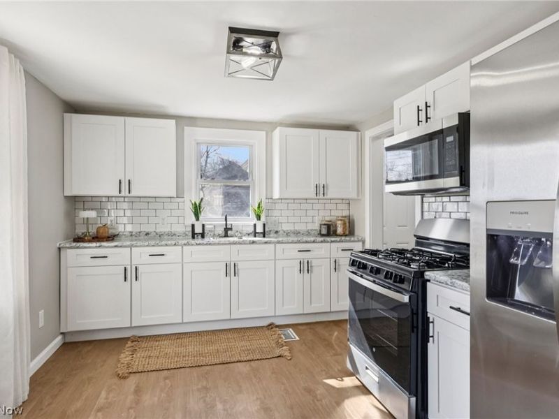 62 Jacobs Road, Hubbard, OH 44425 Photo 7