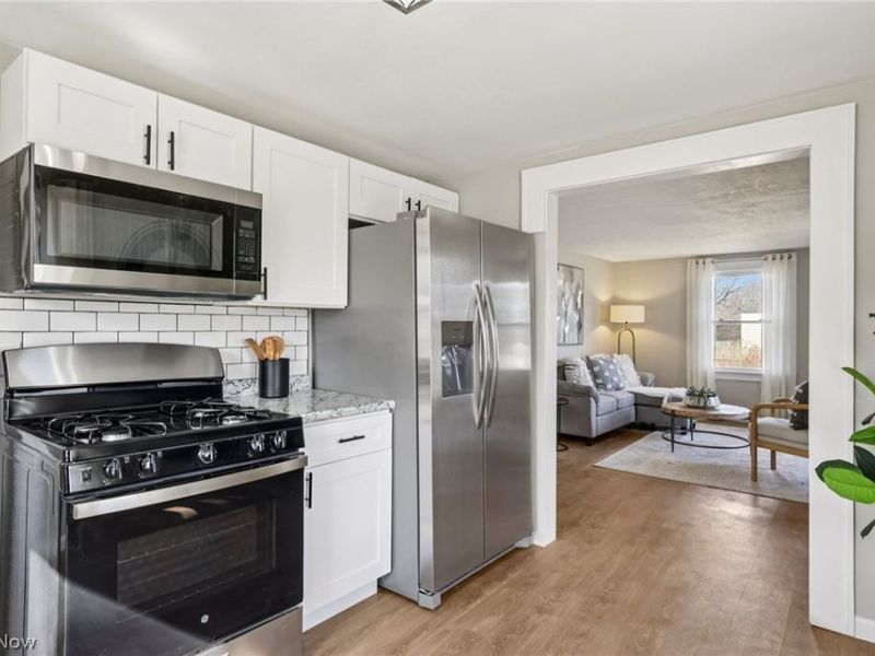 62 Jacobs Road, Hubbard, OH 44425 Photo 8