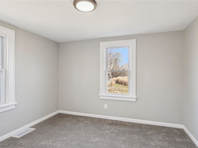 62 Jacobs Road, Hubbard, OH 44425 Photo 9