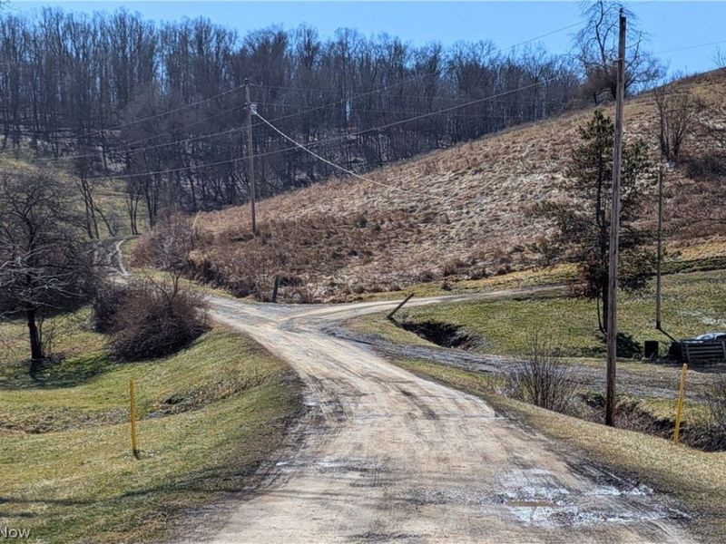 Wolf Road SW, Port Washington, OH 43837 Photo 1