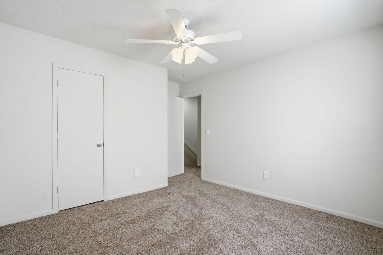 4744 Bayfield Drive Photo 21