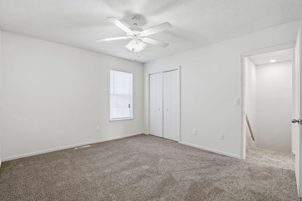 4744 Bayfield Drive Photo 25