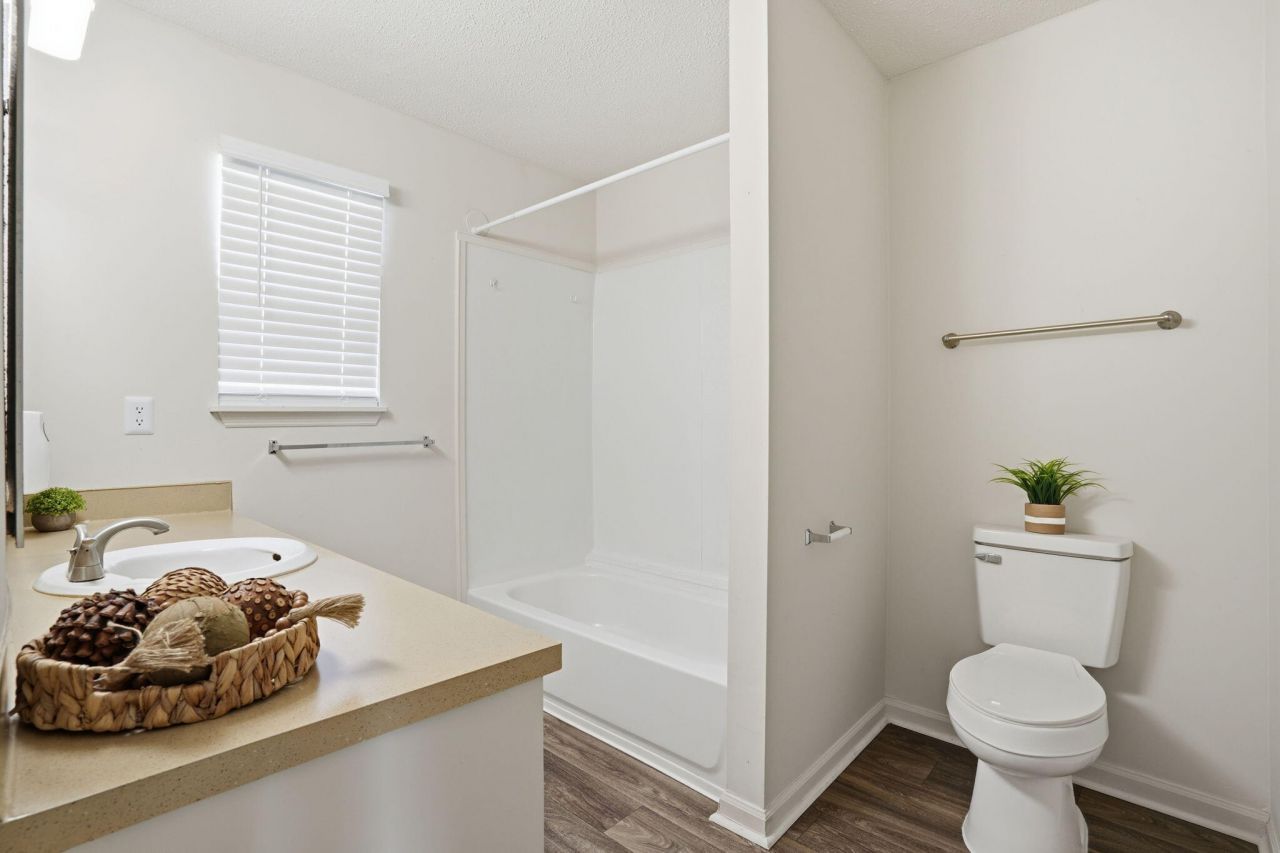 4744 Bayfield Drive Photo 27