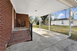 101 Center Street photo 4