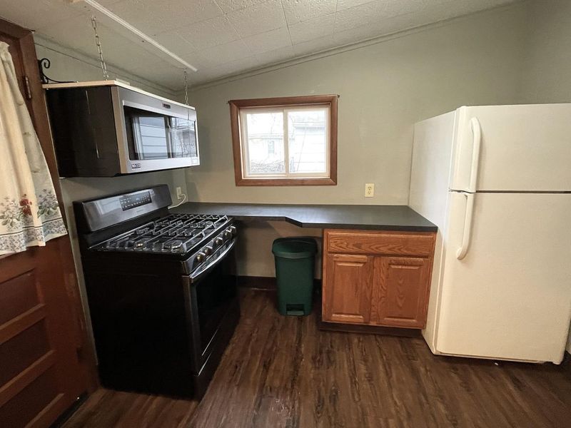 411 E 7th Street , Marysville, OH 43040 Photo 5