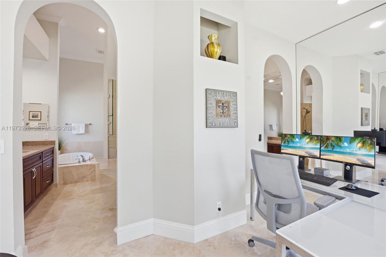 2465 Provence Cir, Weston, FL 33327 Photo