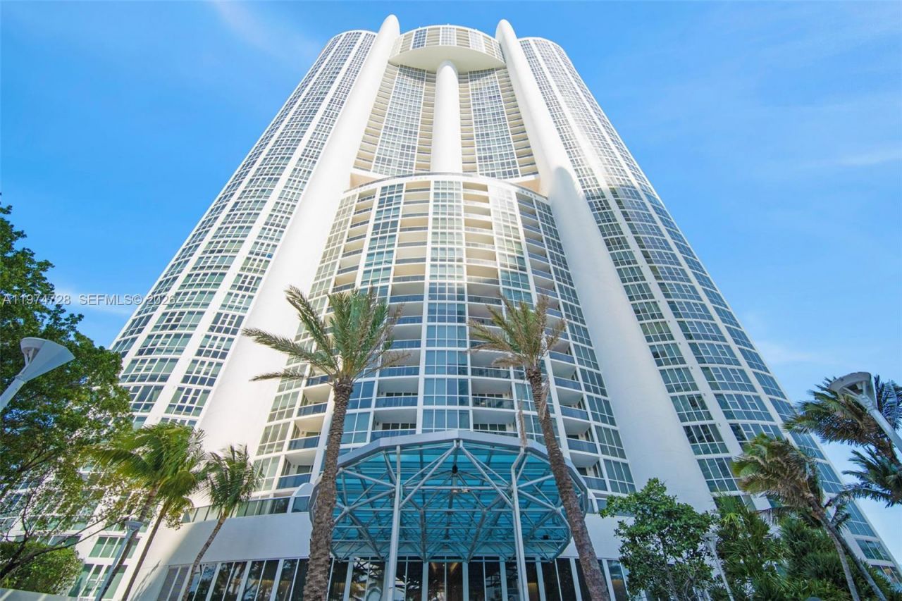 18201 Collins Ave , Unit 2008, Sunny Isles Beach, FL 33160 Photo