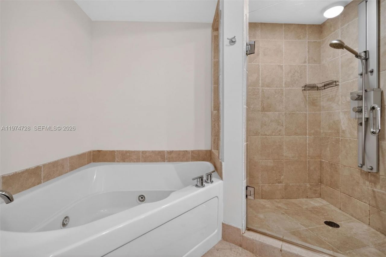 18201 Collins Ave , Unit 2008, Sunny Isles Beach, FL 33160 Photo