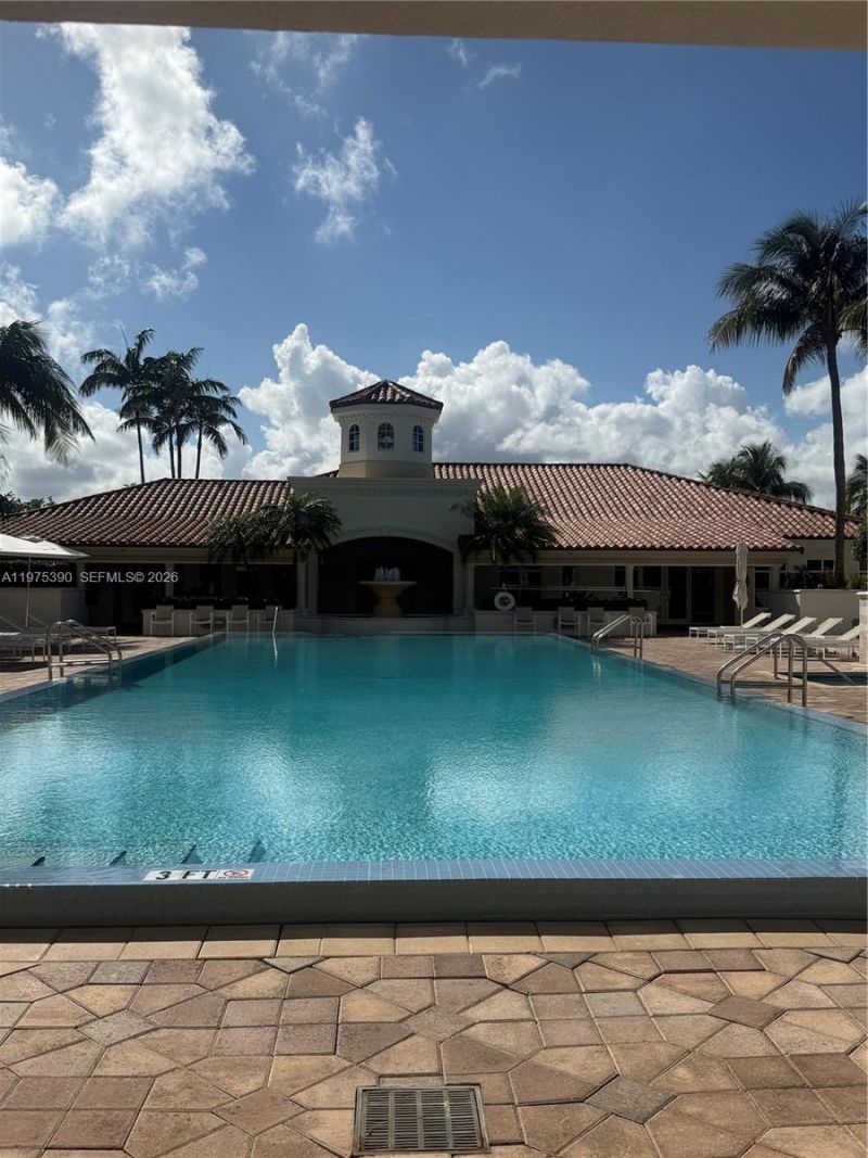 20000 E Country Club Dr , Unit PH09, Aventura, FL 33180 Photo